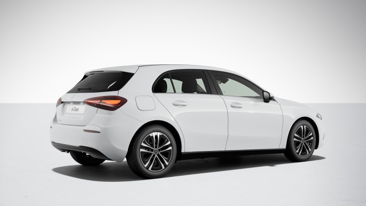Dotation de série pour la Mercedes-Benz A 250 e avec technologie hybride EQ 2