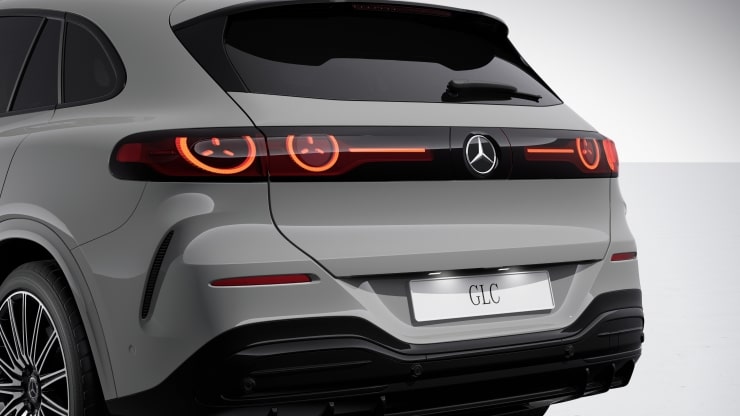 AMG Line Plus 4