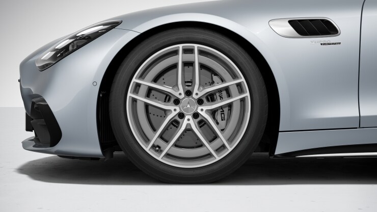 50,8 cm (20") AMG Leichtmetallräder im 5-Doppelspeichen-Design Bild 1