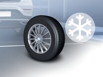 Mercedes-AMG G-Klasse Winterreifen M+S 4-fach mit Schneeflockensymbol