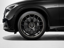 Mercedes-AMG GLC Coupé Pinzas de freno pintadas de color negro para el equipo de frenos de alto rendimiento AMG con discos