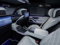S-Class Saloon Long Adaptive rear compartment lighting