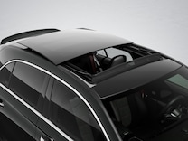 Mercedes-AMG A-Klasse Kompaktlimousine Panorama-Schiebedach