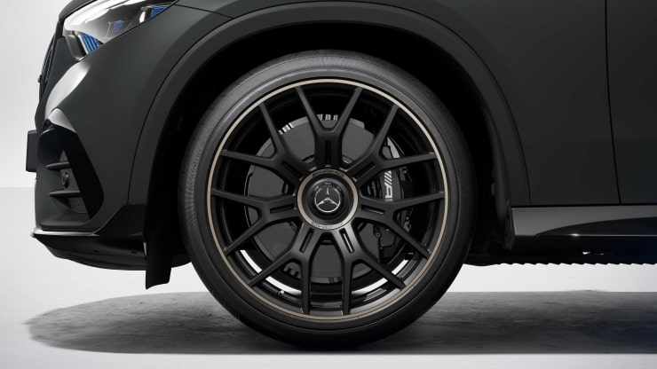 21" AMG Schmiederäder im Kreuzspeichen-Design Bild 1
