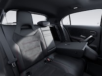 Mercedes-AMG A-Class Hatchback 後座折疊椅背
