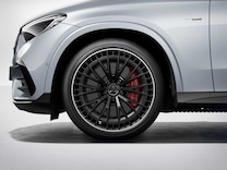 Mercedes-AMG GLC Red-painted brake callipers