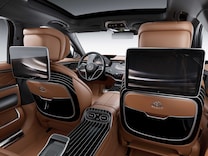 Mercedes-Maybach Trieda S Špičková zábavná technika MBUX vzadu