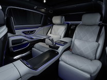 Mercedes-Maybach S-Class 後排可調式照明系統