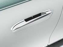 Mercedes-Maybach Trieda S KEYLESS-GO so zapustenými kľučkami dverí