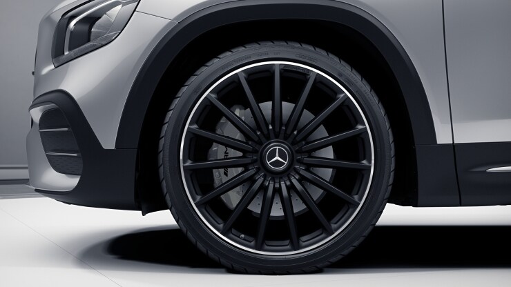 21" AMG Leichtmetallräder im Vielspeichen-Design Bild 1