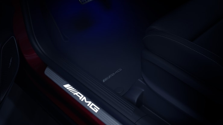 AMG Einstiegsleisten mit "AMG" Schriftzug, beleuchtet und mit Wechselcover Bild 1