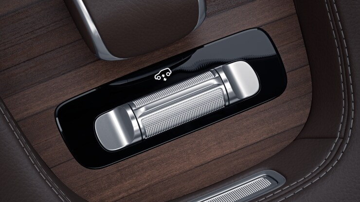 AIRMATIC mit intelligenter Dämpferregelung und Digitalen Extras 2