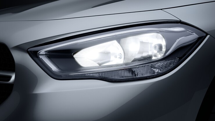 Halogenscheinwerfer mit integriertem LED-Tagfahrlicht 3