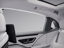 Mercedes-Maybach S-Class Comfort doors in the rear
