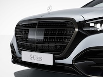 S-Class Sedan 暗色鍍鉻處理水箱護罩