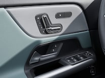 EQA 電動駕駛座附記憶功能