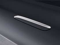 S-Class KEYLESS-GO with flush-fitting door handles and Digital Extra