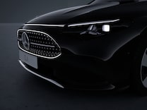 CLA Kühlergrill beleuchtet mit Mercedes-Benz Pattern in Chrom