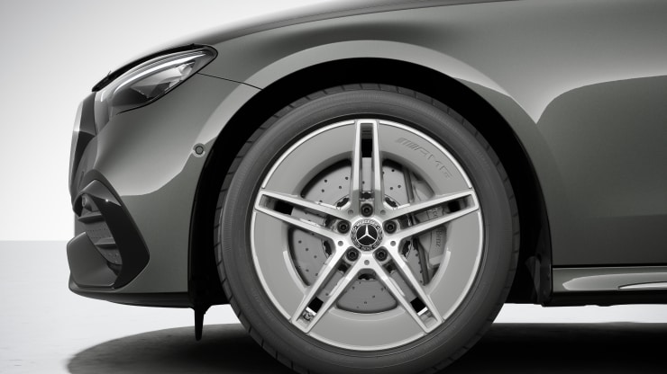 Linha de design exterior AMG 8