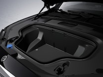C-Class Saloon 半電動前行李廂