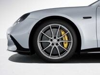 Mercedes-AMG GT 4 Door Coupé AMG high-performance ceramic/steel braking system