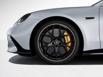Mercedes-AMG GT 4 Door Coupé Brake callipers painted bronze colour