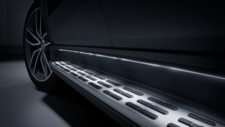 Trittbretter beleuchtet in Aluminium-Optik mit Gumminoppen Bild 1