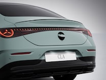 CLA Saloon 倒車鏡頭