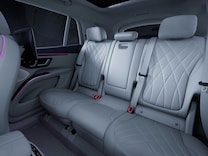 EQS SUV Hệ thống đèn chiếu sáng thích ứng cho khoang hành lý phía sau