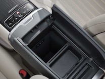 EQS SUV Cổng sạc 5V (USB type C) cho hàng ghế sau