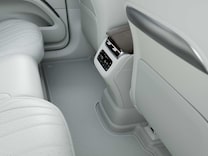 EQS SUV Điều hòa khí hậu tự động THERMOTRONIC cho hàng ghế sau