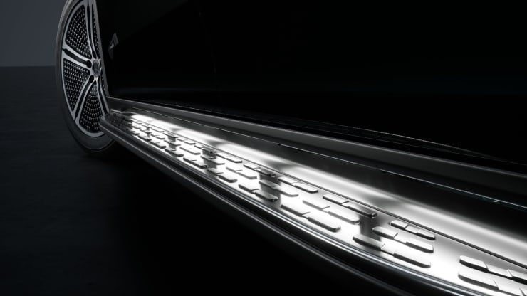 Trittbretter beleuchtet in Aluminium-Optik mit Gumminoppen Bild 1