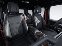 G-Class MANUFAKTUR seat belts in red