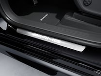 Mercedes-AMG GLE Osvětlené prahové lišty dveří s výměnným krytem