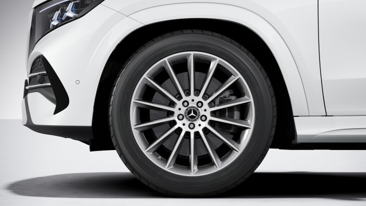 21" AMG Leichtmetallräder im Vielspeichen-Design 2