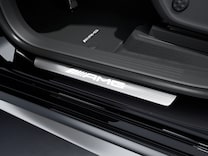Mercedes-AMG GLE AMG illuminated door sills with "AMG" lettering and with exchangeable cover