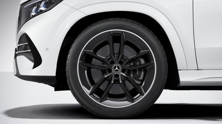22" AMG Leichtmetallräder im 5-Doppelspeichen-Design Bild 1