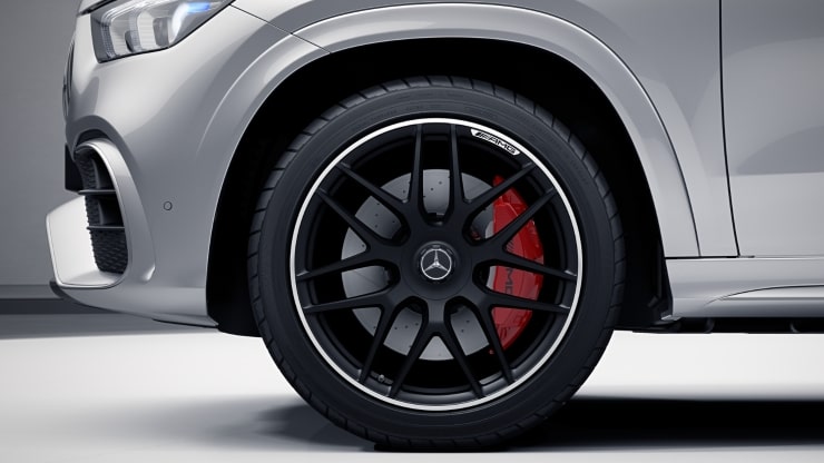 Bremssättel rot lackiert für AMG Hochleistungs-Verbundbremsanlage 2