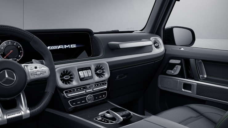 Inserts décoratifs AMG en carbone Image 1