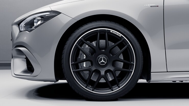 48,3 cm (19") AMG Schmiederäder im Kreuzspeichen-Design Bild 1
