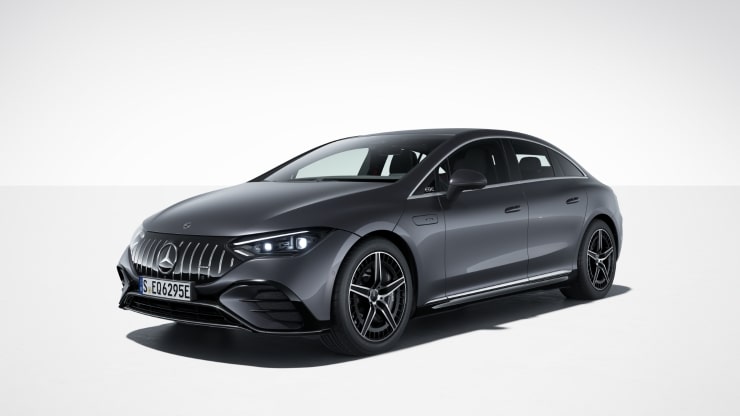 Mercedes-AMG exterior 3