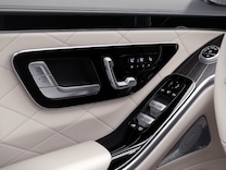 S-Class Saloon Climatised front seats