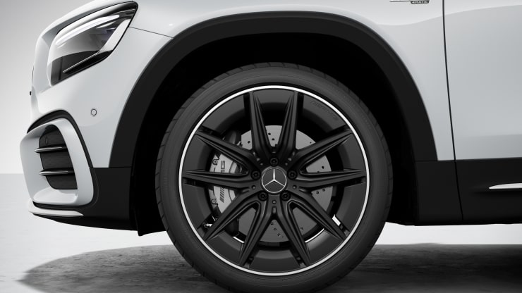 20" AMG Leichtmetallräder im 5-Doppelspeichen-Design Bild 1