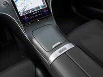 C-Class Saloon Centre console, criss-cross look, silver grey