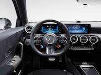 Mercedes-AMG A-Klasse Kompaktlimousine AMG Performance Lenkrad in Leder Nappa / Mikrofaser MICROCUT