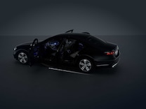 S-Class Lighting design with Mercedes-Benz lettering