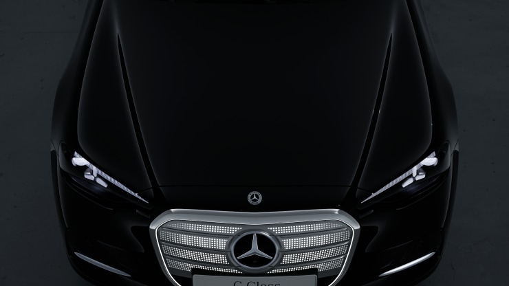 AMG Kühlergrill mit beleuchteter Umrandung 2