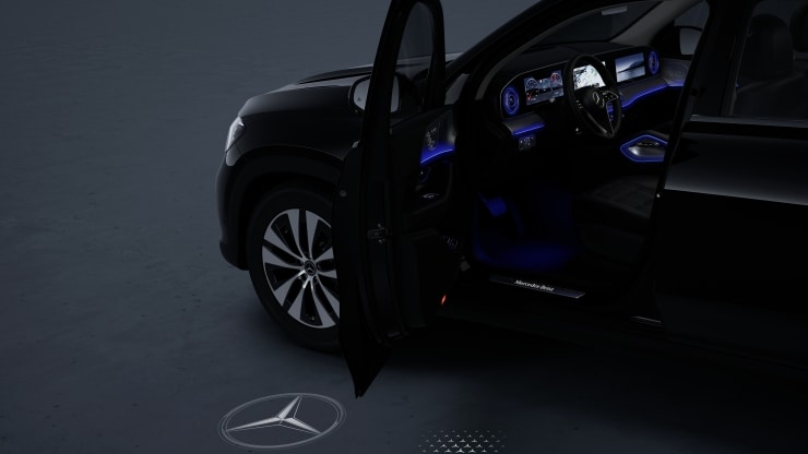 Umfeldbeleuchtung mit animierter Projektion des Mercedes-Benz Pattern, 2-fach 2