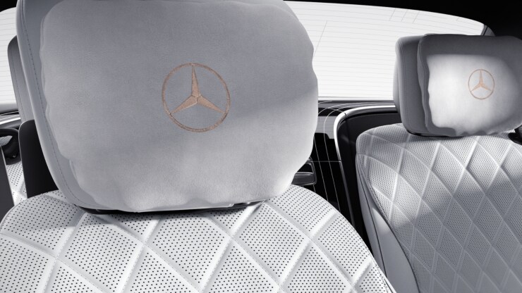 MANUFAKTUR Kopfstützenkissen mit gesticktem Mercedes Stern Bild 1