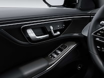 S-Class Saloon Driver's seat, electrically adjustable with memory function